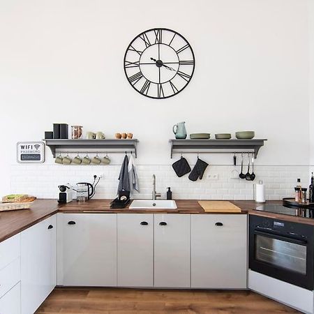 Treize Maison 3 Bed House In Centre Of Saint Severin المظهر الخارجي الصورة