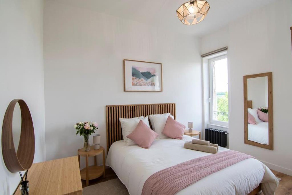 Treize Maison 3 Bed House In Centre Of Saint Severin المظهر الخارجي الصورة