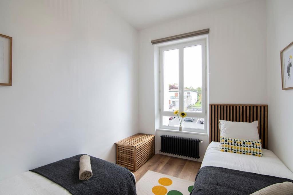 Treize Maison 3 Bed House In Centre Of Saint Severin المظهر الخارجي الصورة